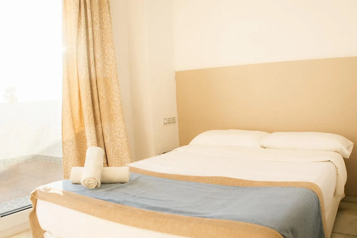 Hotel Playa Conil - Beachfront Studios & Suites Conil De La Frontera