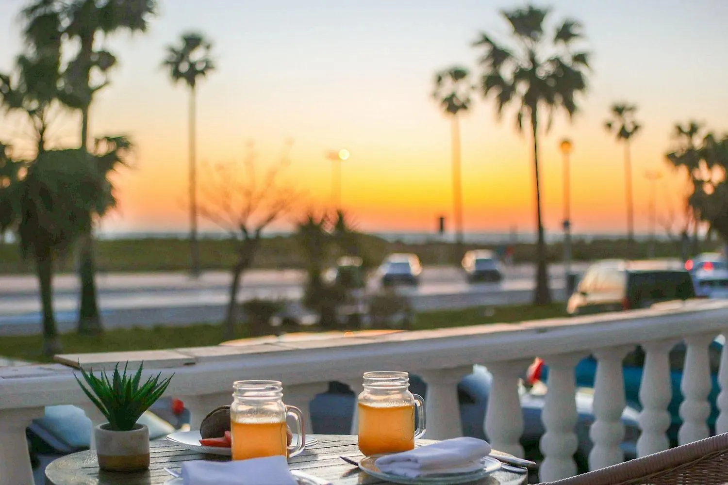 Hotel Playa Conil - Beachfront Studios & Suites Кониль-де-ла-Фронтера